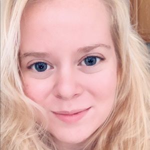 Meet your Posher, Ally